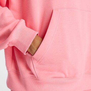 new balance Sweatshirt 'Essentials' in Pink