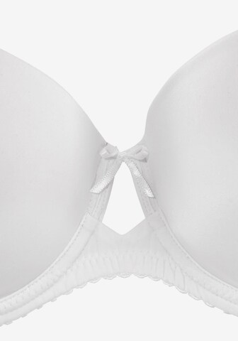 T-shirt Reggiseno di LASCANA in bianco