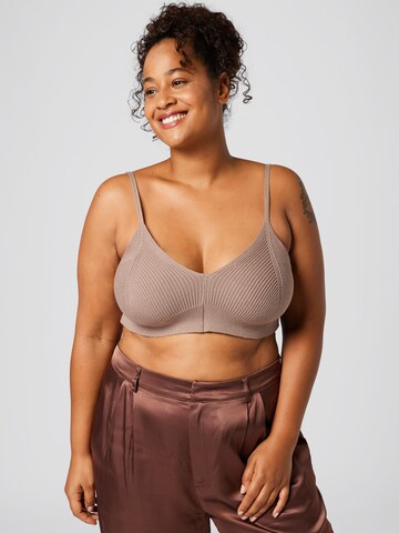 A LOT LESS Knitted top 'Lola' in Brown