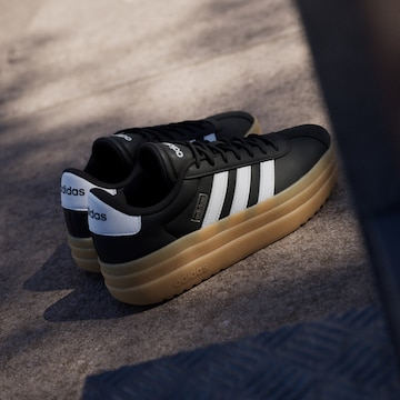 ADIDAS SPORTSWEAR Nízke tenisky 'Vl Court Bold' - Čierna