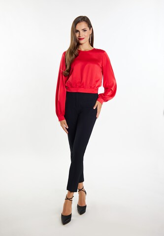 Camicia da donna di faina in rosso