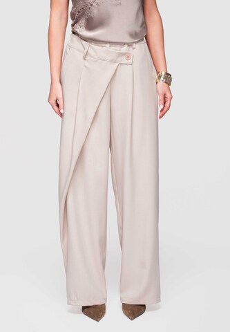 Ombre Loose fit Trousers in Beige: front