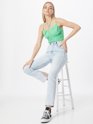 Top 'Flirty' di NLY by Nelly in verde