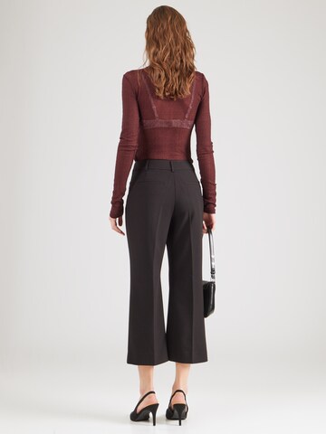 COMMA - Bootcut Pantalón de pinzas en negro
