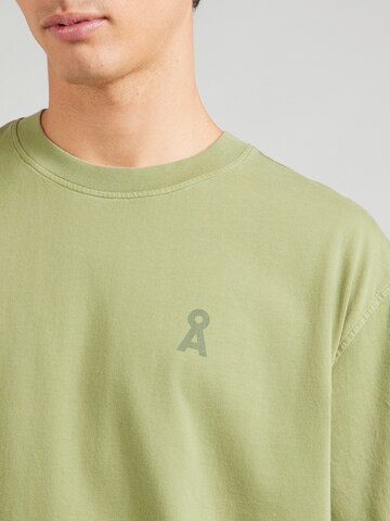 T-Shirt 'ICONIC' ARMEDANGELS en vert