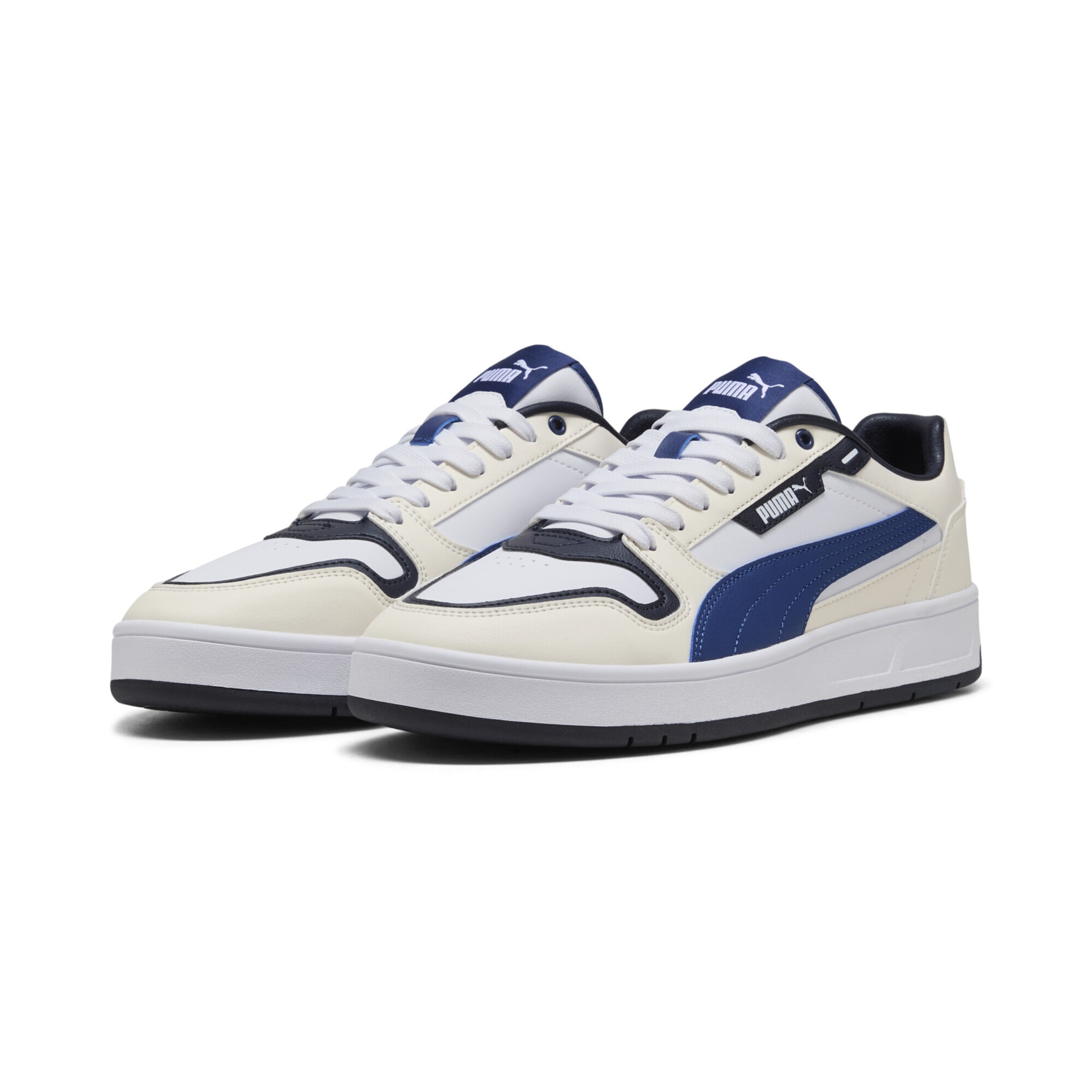 Baskets basses 'Court Classic Street' PUMA en blanc