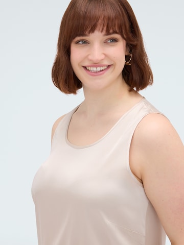 Fiorella Rubino Top in Beige
