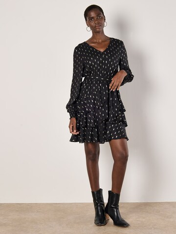 Robe ' ' Apricot en noir