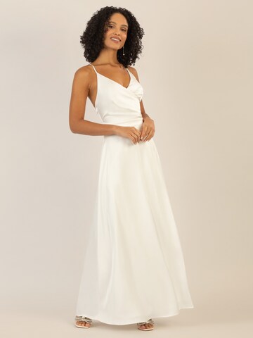 APART Kleid in Weiß