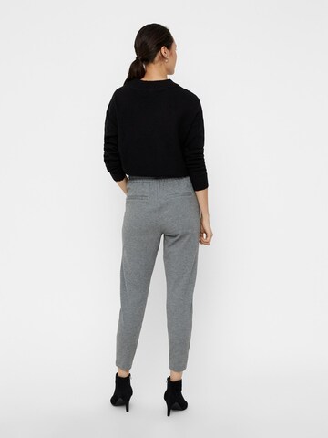 Vero Moda Petite Slimfit Broek 'EVA' in Grijs