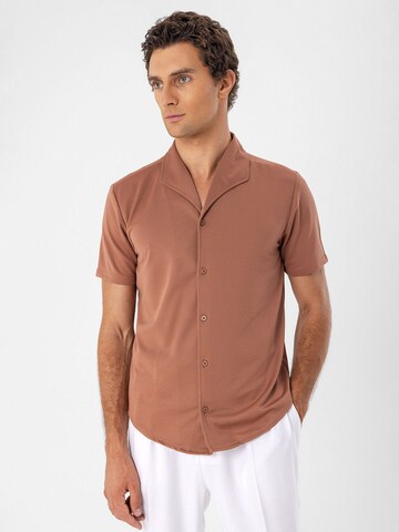 Antioch Regular fit Button Up Shirt in Brown