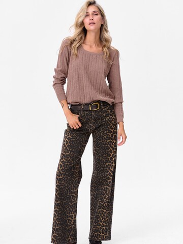 Blue Shadow Sweater in Brown