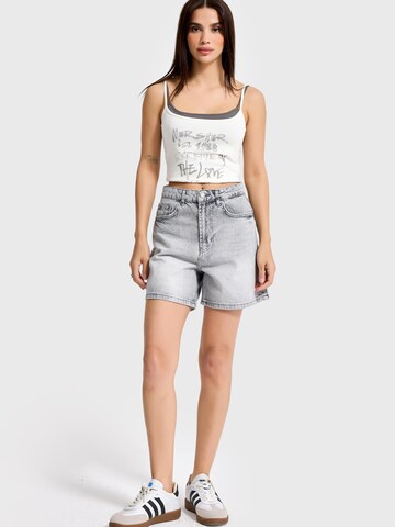 Regular Jean 'Mini Denim Short' IT'S BASIC en gris