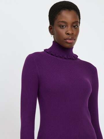 Influencer Pullover in Lila