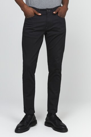 Matinique Regular Jeans 'MApete' in Black: front