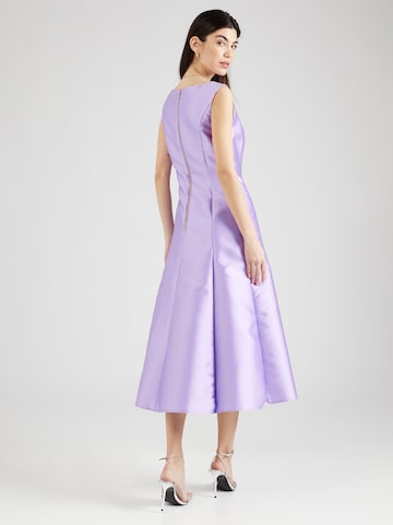 Robe de cocktail SWING en violet