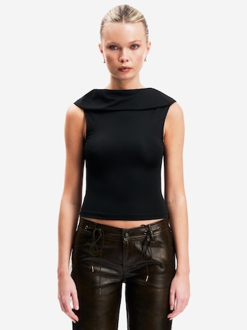 OW Collection Top in Black: front