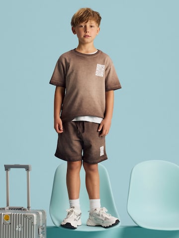 NAME IT - Camiseta en marrón