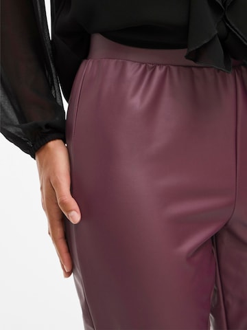 VILA Slimfit Broek in Rood