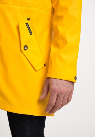 Schmuddelwedda Weatherproof jacket in Yellow