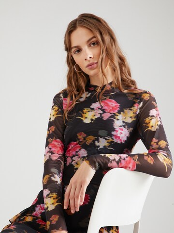 Ted Baker - Camiseta 'MALYEL' en negro