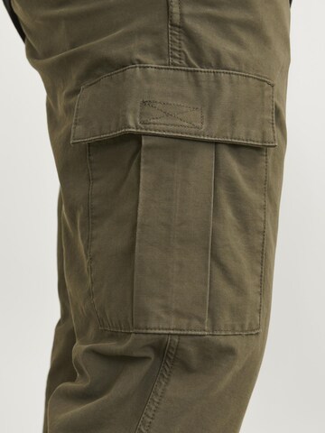 Loosefit Pantaloni cargo 'JPSTKANE JJBARKLEY' di Jack & Jones Plus in verde