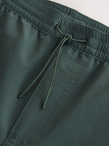Next Tapered Cargohose in Grün