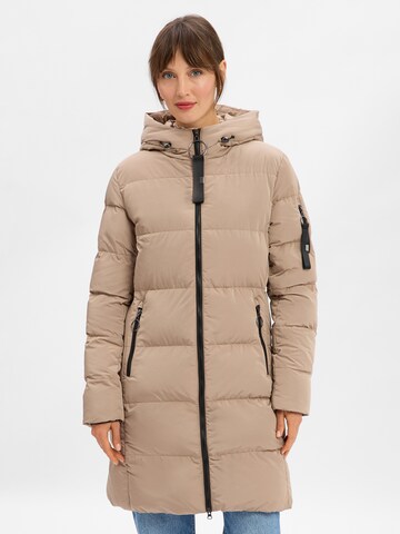 Manteau d’hiver Marie Lund en marron : devant