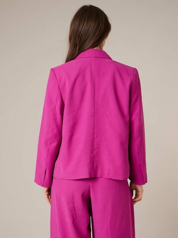 Deeluxe Blazer‌‌ in Pink