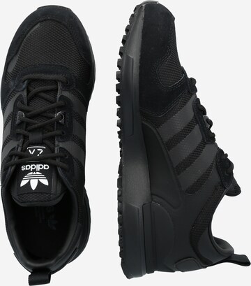 ADIDAS ORIGINALS Låg sneaker 'ZX 700' i svart