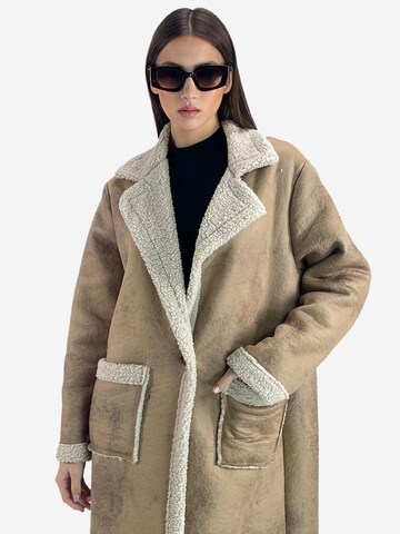 Elara Overgangsfrakke i beige