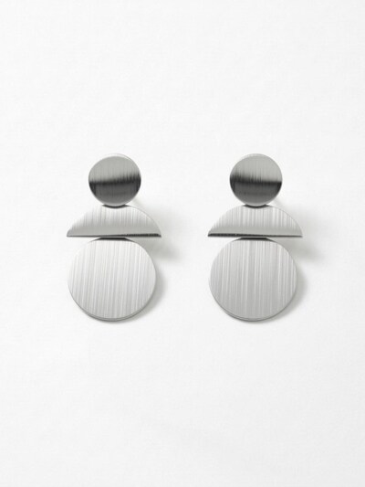 DNSK Copenhagen Pendientes 'SAGA Waterproof Silver Stainless Steel Statement Earring – Brushed Finish' en 4,5 x 2,5 cm en plata, Vista del producto