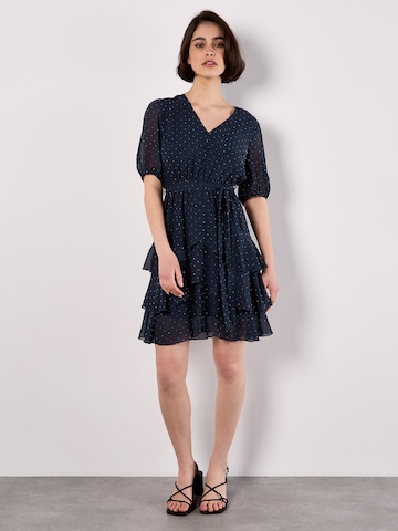 Abito di Apricot in blu: frontale