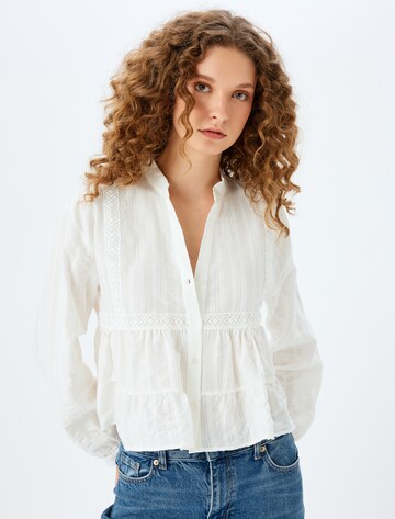 Koton Bluse in Beige