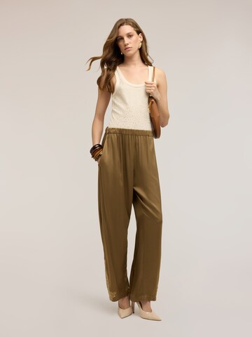 Haut MOTIVI en beige