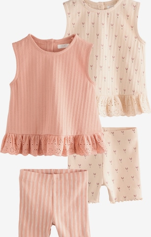 Next Setti värissä beige: etupuoli