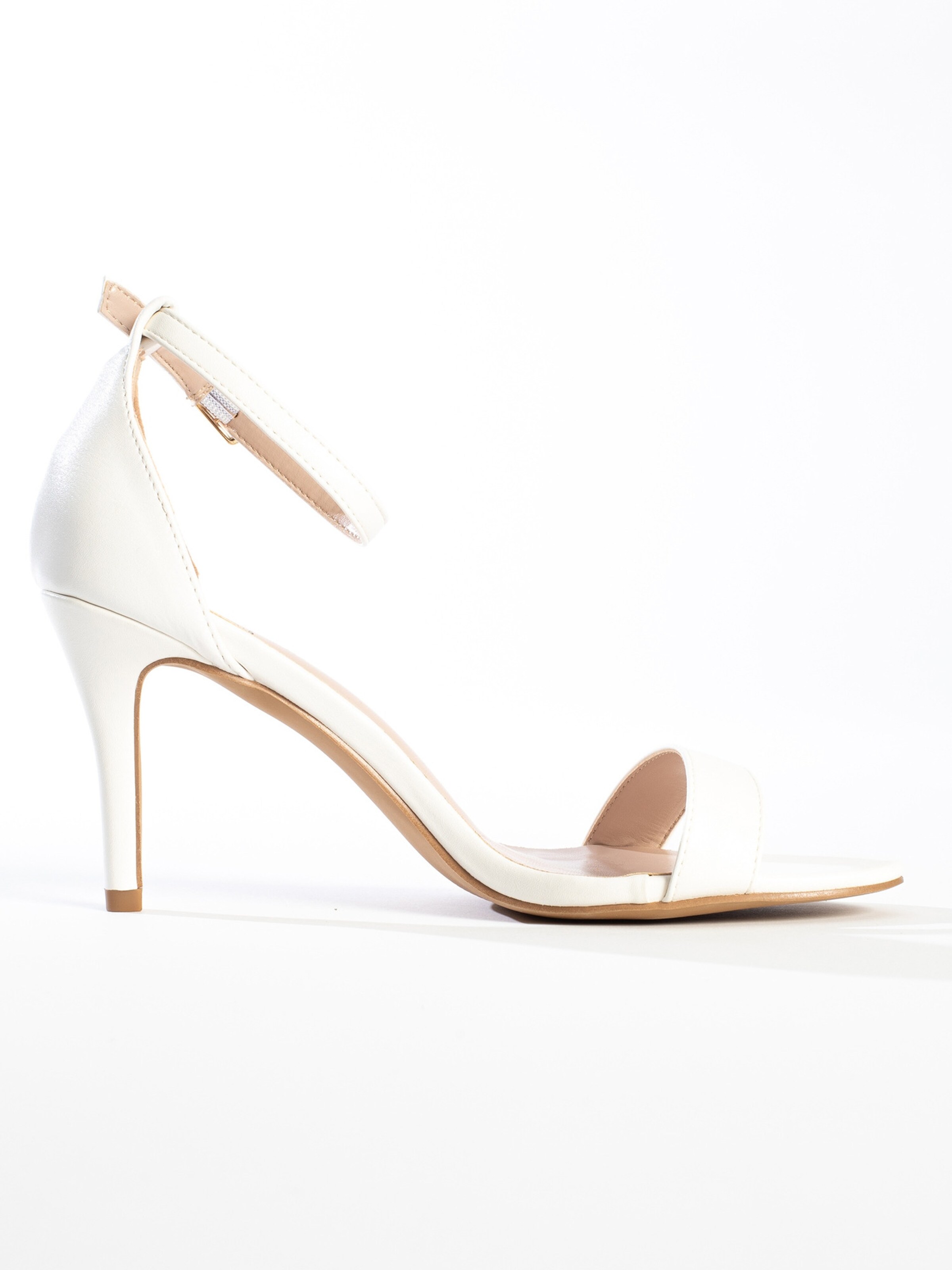 Sandale cu baretă 'Celia' de la Celena pe alb