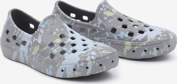 Pantoufle VANS en gris