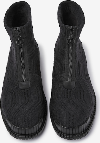 CAMPER Booties in Black