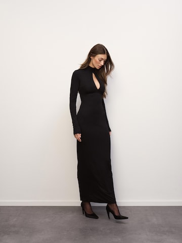 Robe de cocktail 'Mariya' RÆRE by Lorena Rae en noir : devant