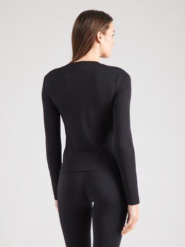 GUESS Функциональная футболка 'SONIA' в Черный