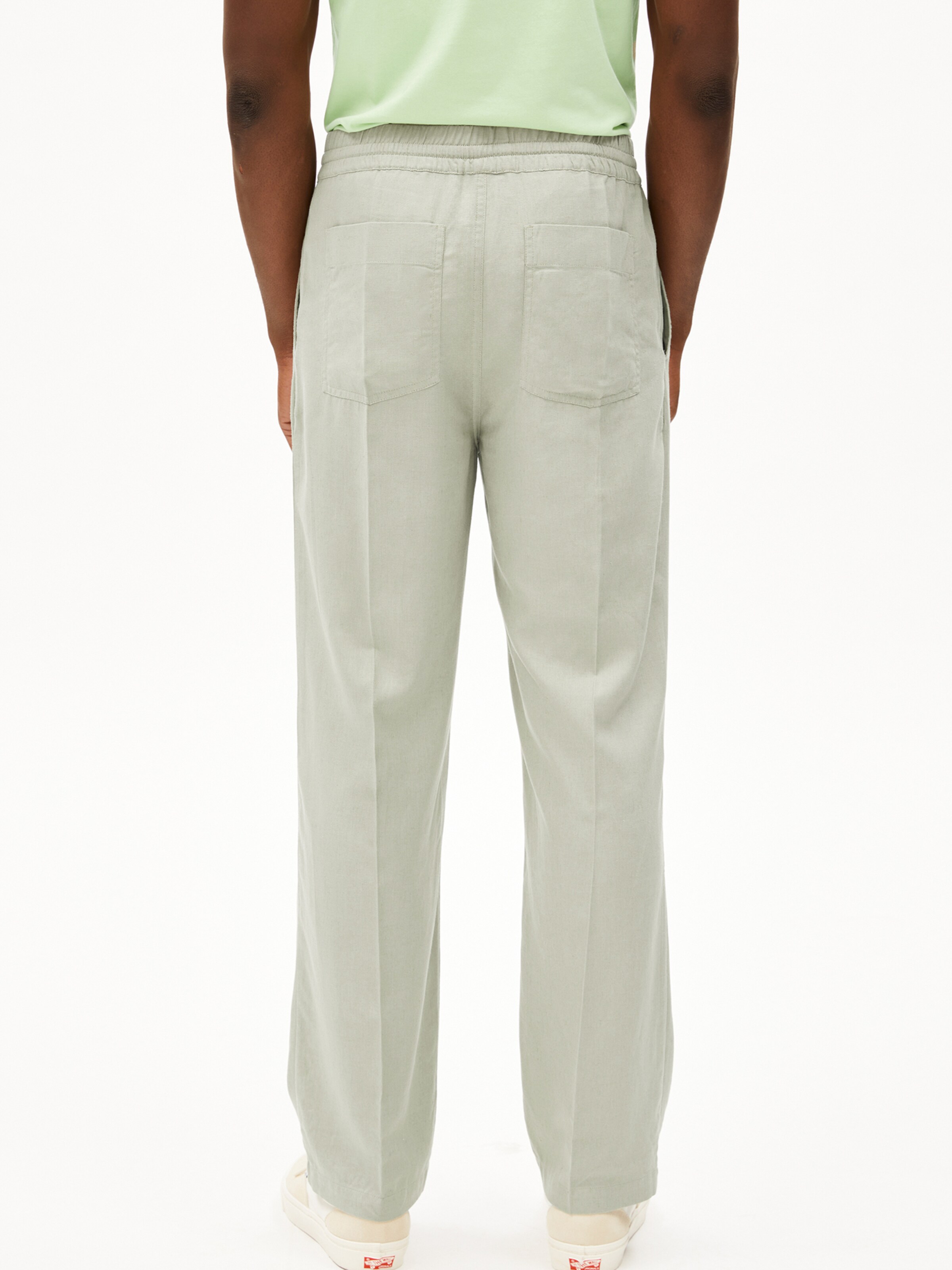 ARMEDANGELS Loosefit Pantalon in Groen: voorkant