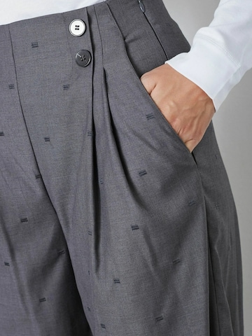 Wide Leg Pantalon à pince 'Saga' co'couture en gris