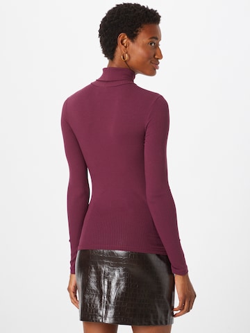 PIECES - Camisa 'KITTE' em roxo
