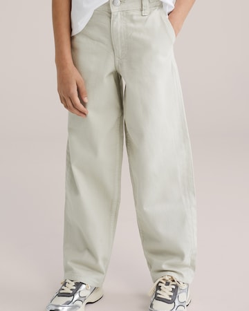 WE Fashion Baggy Jeans in Groen: voorkant