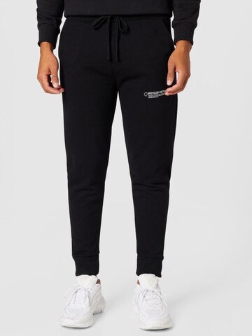 WESTMARK LONDON Tapered Pants in Black: front