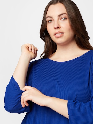 Vero Moda Curve Shirt 'IVY' in Blue