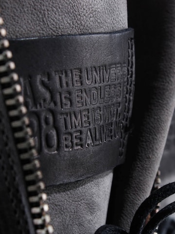 Bottes à lacets A.S.98 en gris : sur le côté