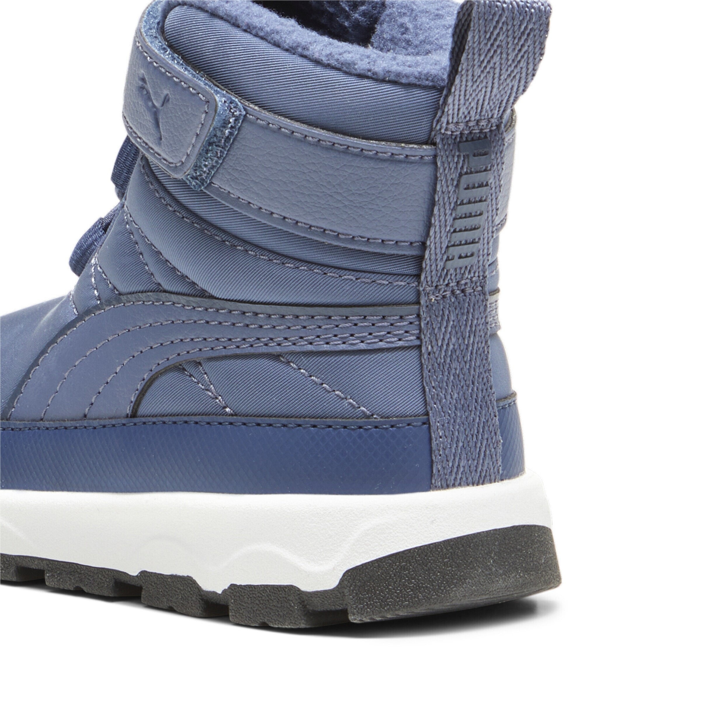 PUMA Snow Boots 'Evolve' in Blue