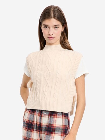 ETAM Sweater in Beige: front